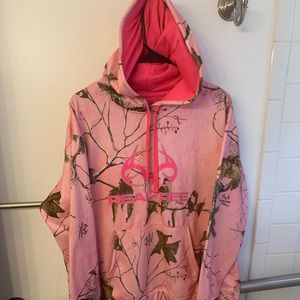 REALTREE Pink Camo Pullover Hoodie  Jacket  NWT